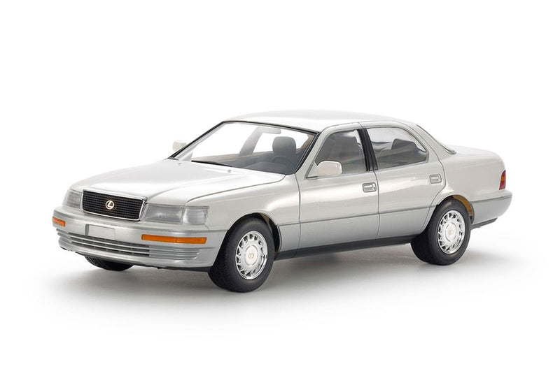 Tamiya 24114 Lexus LS 400 Kit (UCF11L)