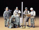 Tamiya 35212 German Soldiers at Field Briefing