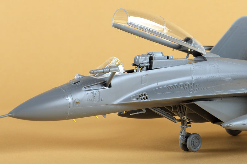 HobbyBoss Russian MiG-29K 81786 1:48