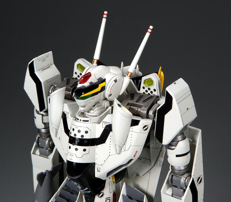 Hasegawa Models 65720 VF-0A/S Battroid “Macross Zero” 1:72 SCALE MODEL KIT