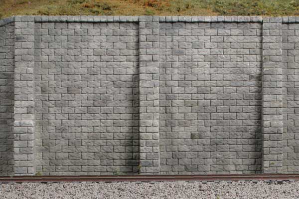 Monroe Models 106 Retaining Wall Cut Stone 2/Pack, HO Scale