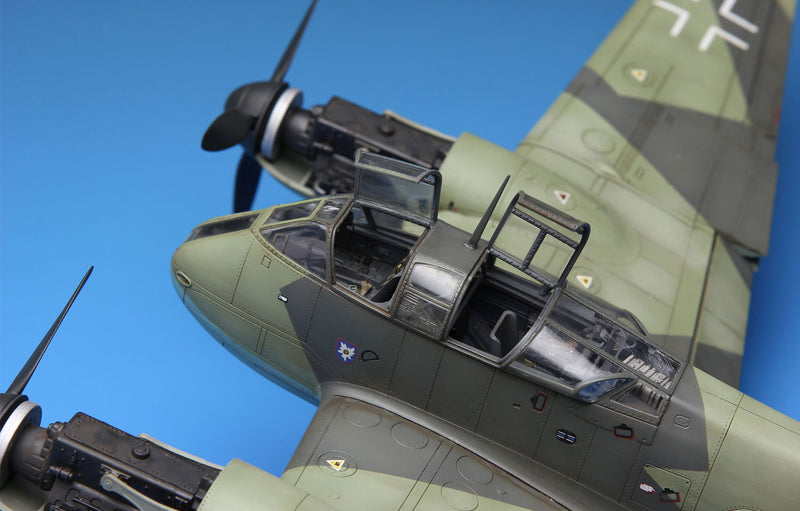 Meng-Model LS-003 MESSERSCHMITT Me410A-1 HIGH SPEED BOMBER 1:48