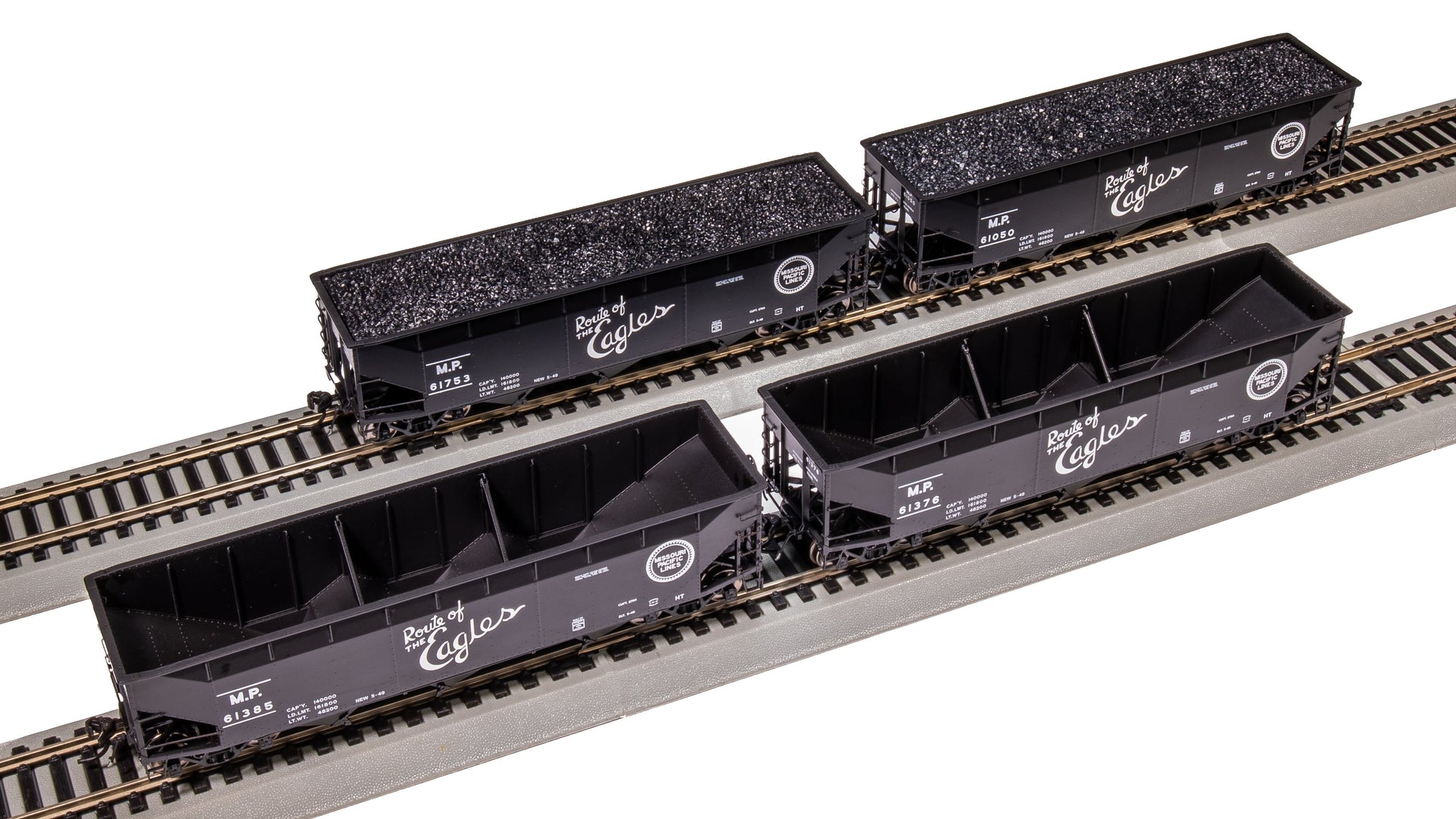 BLI 7374 AAR 70-ton Triple Hopper, MP, 4-PACK, HO