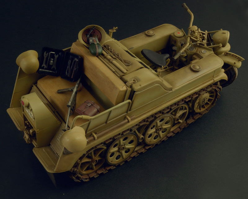 Italeri 7404 - SCALE 1 : 9 KETTENKRAD