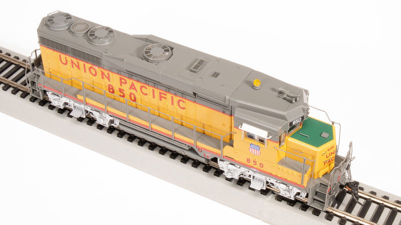 BLI 7582 EMD GP30, UP 850, UP Shield on Cab, Paragon4 Sound/DC/DCC, HO Scale