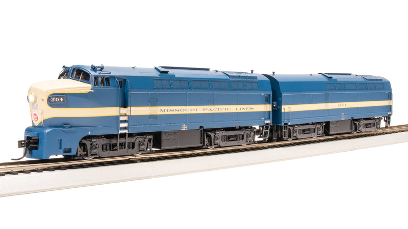 BLI 7706 RF-16 Sharknose A/B, MP 204/204B, Eagle Paint Scheme, A-unit Paragon4 Sound/DC/DCC, Unpowered B, HO (Fantasy Paint Scheme)