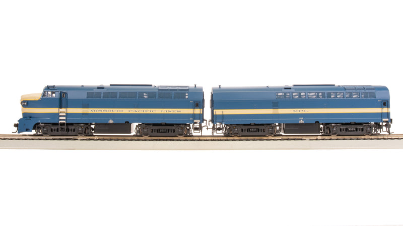 BLI 7706 RF-16 Sharknose A/B, MP 204/204B, Eagle Paint Scheme, A-unit Paragon4 Sound/DC/DCC, Unpowered B, HO (Fantasy Paint Scheme)