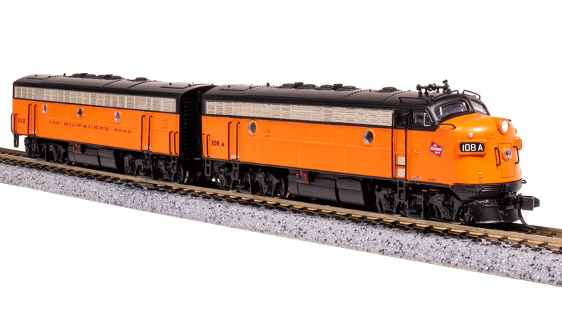 BLI 7755 EMD F7 AB, MILW 108A/111B, Orange & Black, A-unit Paragon4 Sound/DC/DCC, Unpowered B, N