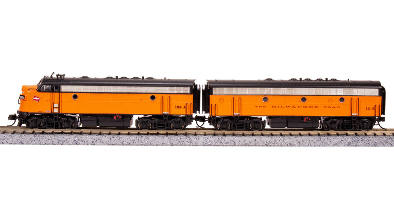 BLI 7755 EMD F7 AB, MILW 108A/111B, Orange & Black, A-unit Paragon4 Sound/DC/DCC, Unpowered B, N