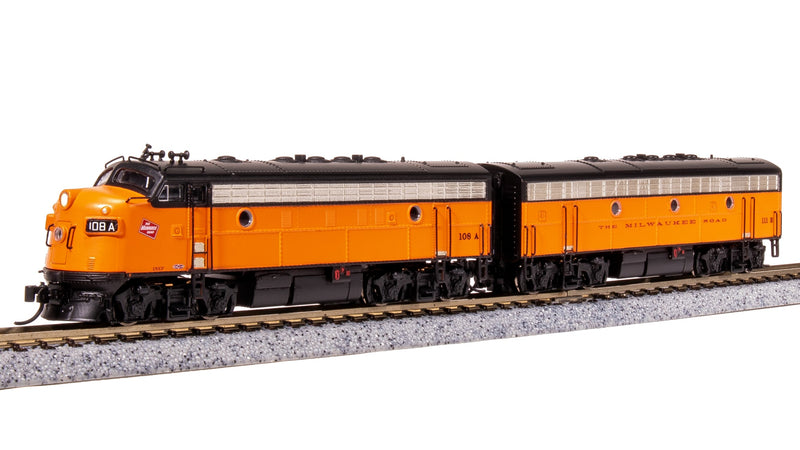 BLI 7755 EMD F7 AB, MILW 108A/111B, Orange & Black, A-unit Paragon4 Sound/DC/DCC, Unpowered B, N