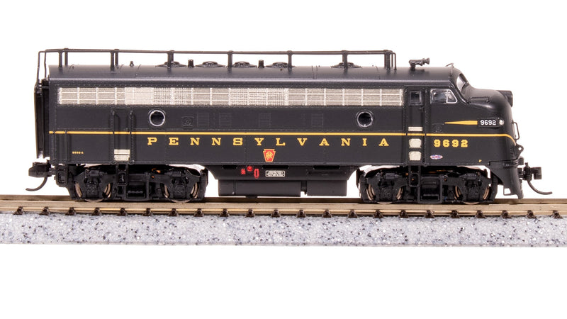 BLI 7758 EMD F7 AB, PRR 9692A/9555B, DGLE Single Stripe, A-unit Paragon4 Sound/DC/DCC, Unpowered B, N