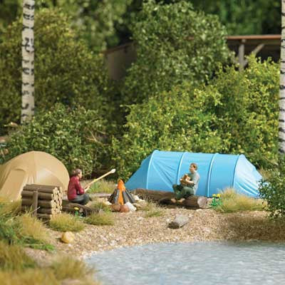 Busch HO 79823 Wilderness Camping Action Set