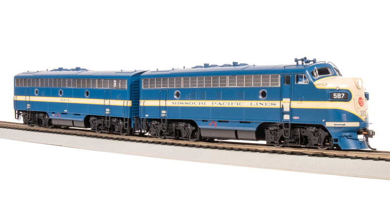 BLI 8194 EMD F7 A/B, MP 587/587B, Eagle Scheme, A-unit Paragon4 Sound/DC/DCC, Unpowered B, HO