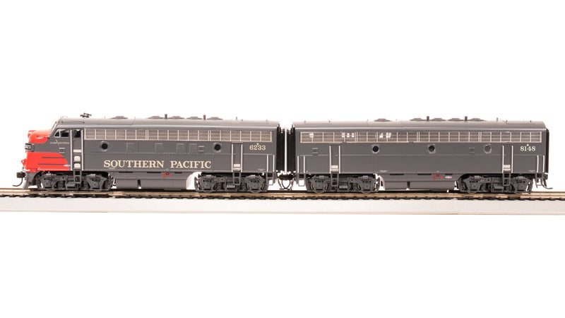 BLI 8196 EMD F7 A/B, SP 6233/8148, Bloody Nose, A-unit Paragon4 Sound/DC/DCC, Unpowered B, HO