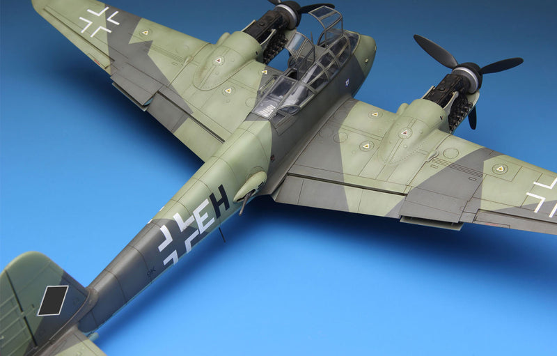 Meng-Model LS-003 MESSERSCHMITT Me410A-1 HIGH SPEED BOMBER 1:48