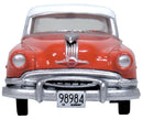 Oxford Diecast HO 87PC54004 Pontiac Chieftain 4-Door Sedan 1954, Coral Red/Winter White