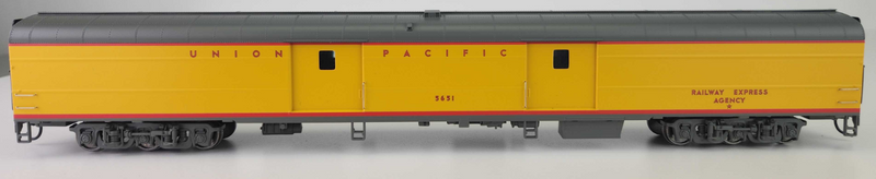 WalthersProto 920-9840 City of San Francisco Deluxe Consist #1 -- 12-Car Set Car -85' ACF Baggage Car (no lights or figures) UP #5651, HO