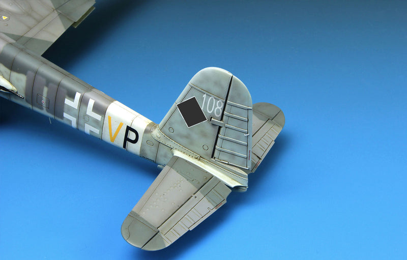 Meng-Model LS-001 MESSERSCHMITT Me410B-2/U4 HEAVY FIGHTER 1:48