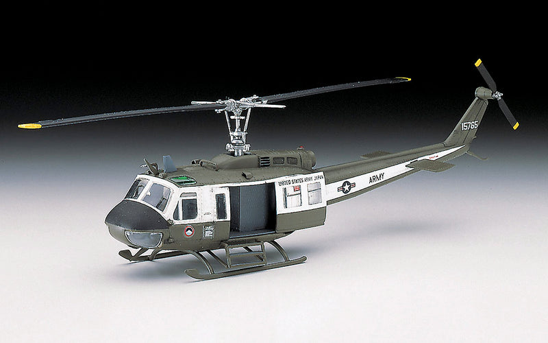 Hasegawa Models 141 UH-1H Iroquois 1:72 SCALE MODEL KIT