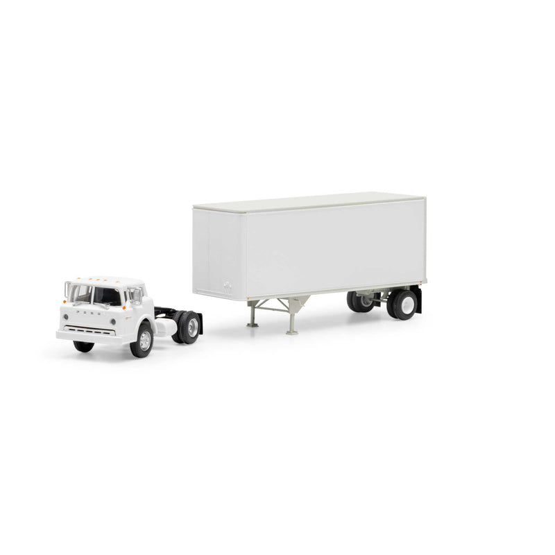 Athearn ATH90991 HO RTR Ford C/28' Trailer, Owner Operator