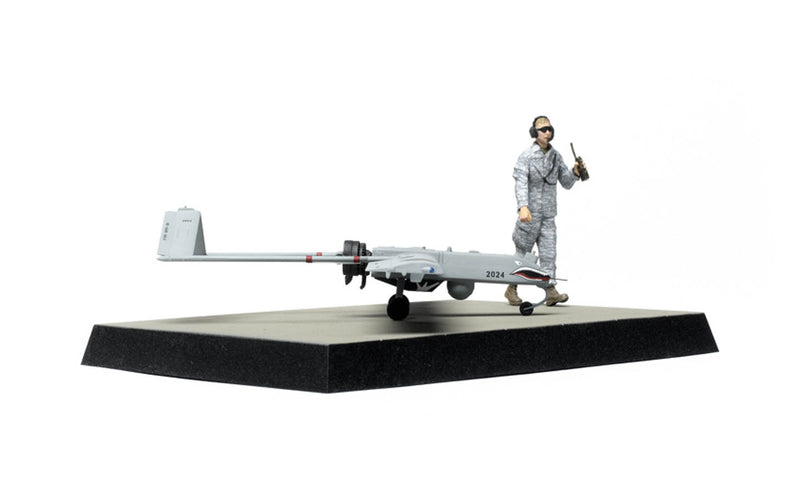 Academy Models 12117 RQ-7B UAV US ARMY 1:35