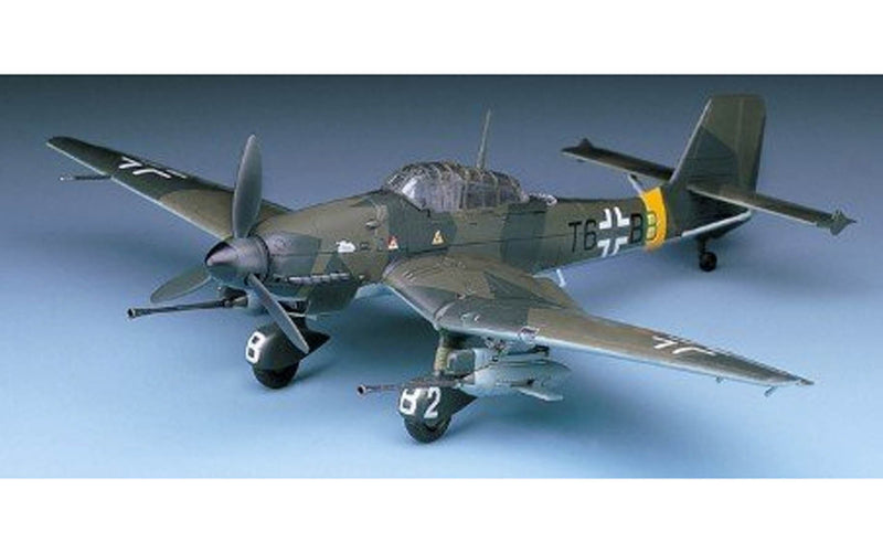 Academy Models 12450 JU87G-1 Stuka Tank Buster -- Plastic Model Airplane Kit -- 1/72 Scale