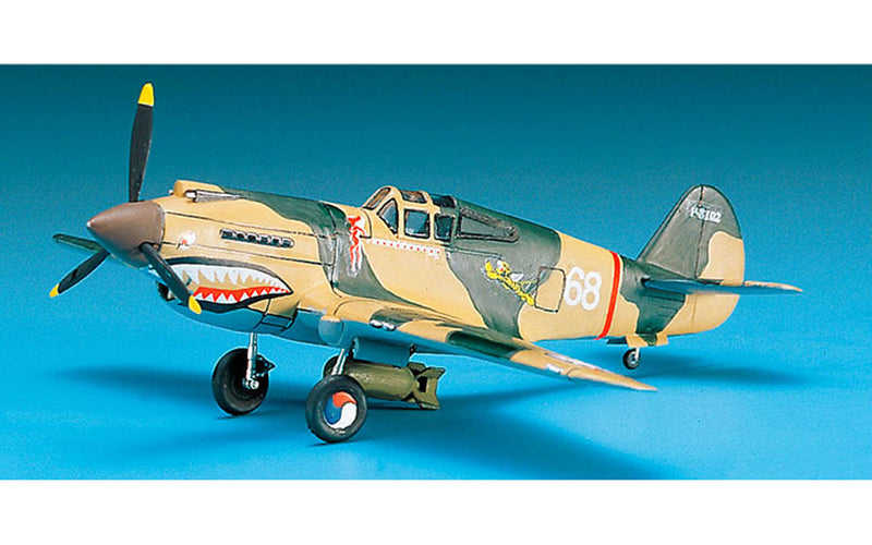 Academy Models 12456 P-40B TOMAHAWK 1:72