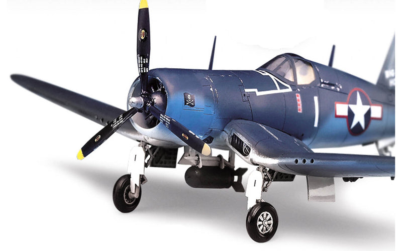 Academy Models 12457 F4U-1 CORSAIR 1:72