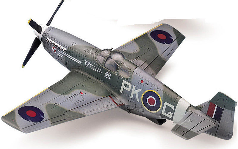 Academy Models 12464 P-51B MUSTANG 1:72