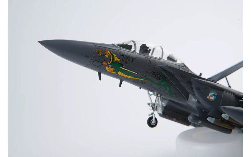 Academy Models [1/72] 12550 USAF F-15E "333rd Fighter Squadron"