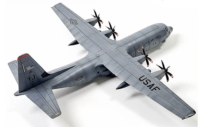 Academy Models 12631 C-130J-30 Hercules 1:144