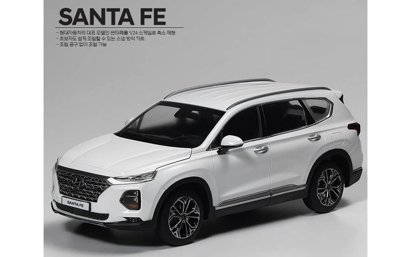 Academy Models 1/24 15135 Hyundai Santa Fe plastic model SUV kit