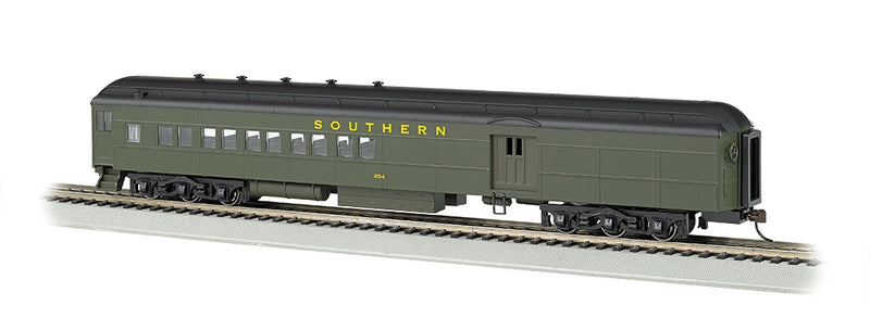 Bachmann HO 13606 72' Heavyweight Combine Car with 2-Window Door and LED Lighted Interior, Southern