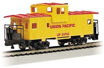 Bachmann Silver Series HO 17701 36' Wide Vision Caboose, Union Pacific