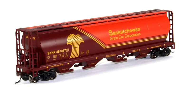 Bachmann Silver Series HO 19140 Cylindrical 4-Bay Covered Grain Hopper, Saskatchewan Grain