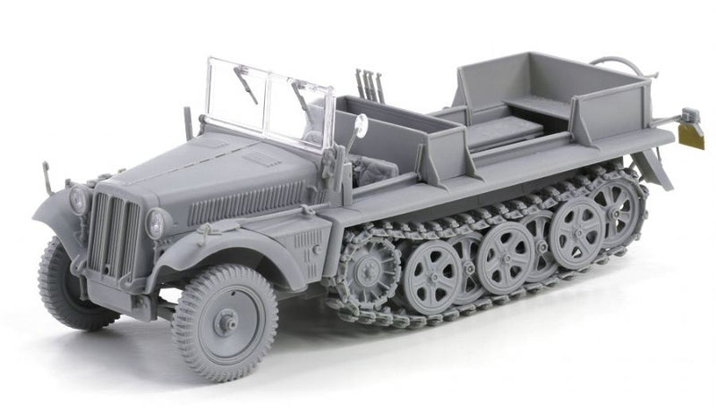 Dragon Models DML 6731 1/35 Sd.Kfz.10 Ausf.B 1942 Production