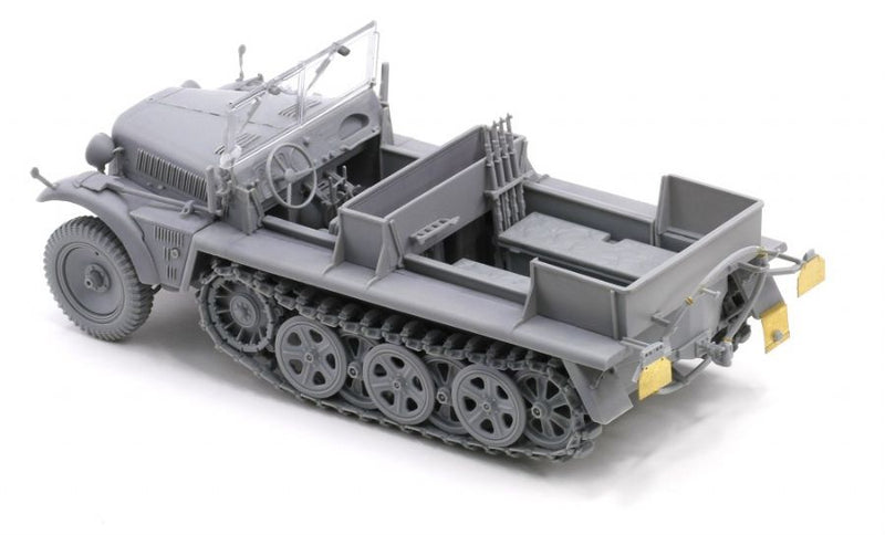 Dragon Models DML 6731 1/35 Sd.Kfz.10 Ausf.B 1942 Production