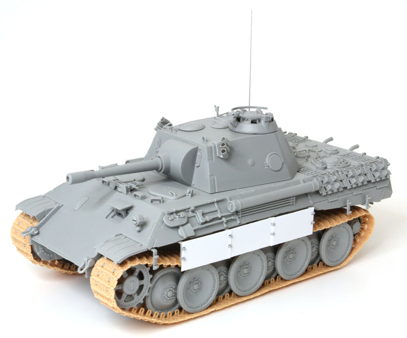 Dragon Models DML 6813  1/35 Pz.Beob.Wg.V Ausf.D Early Production