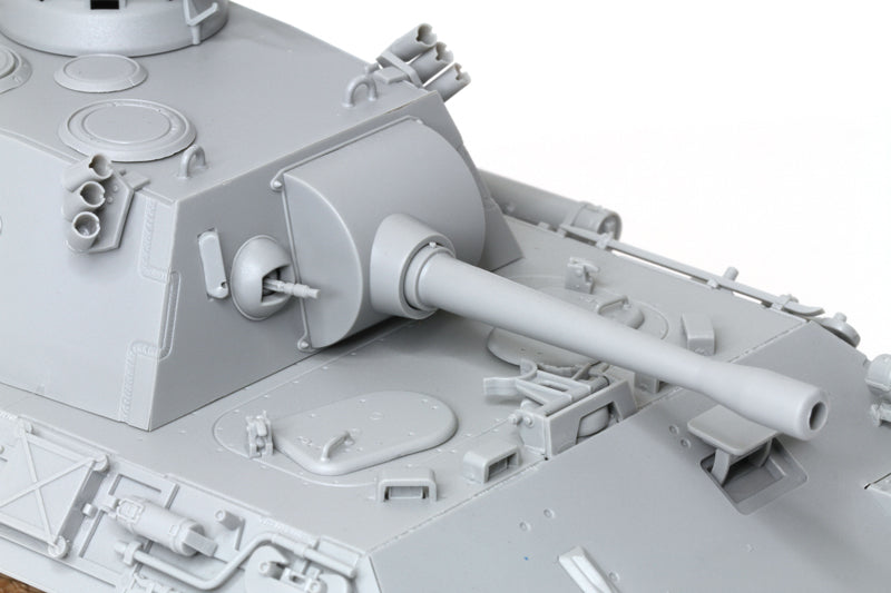 Dragon Models DML 6813  1/35 Pz.Beob.Wg.V Ausf.D Early Production