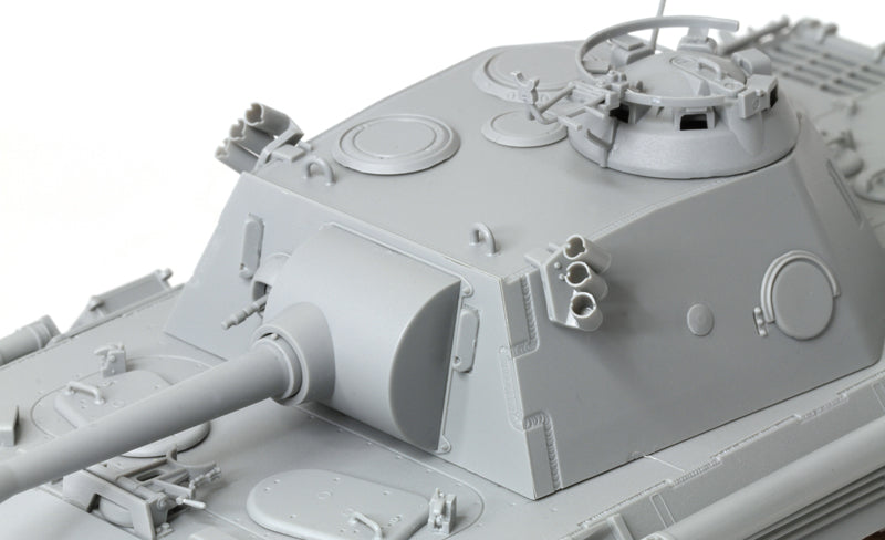 Dragon Models DML 6813  1/35 Pz.Beob.Wg.V Ausf.D Early Production