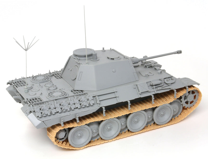 Dragon Models DML 6821 1/35 Pz.Beob.Wg.V Panther mit 5cm Kw.K.39/1