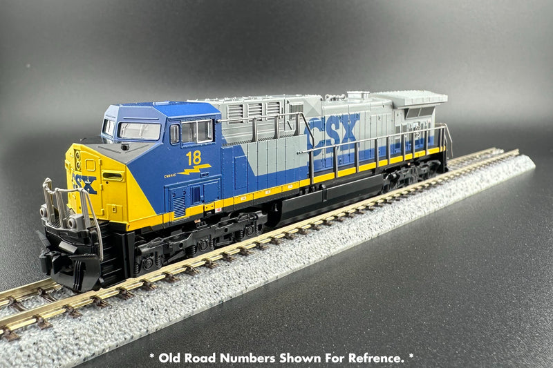 PREORDER Kato 176-7043-S, GE AC4400CW Low Numberboards - Sound and DCC -- CSX