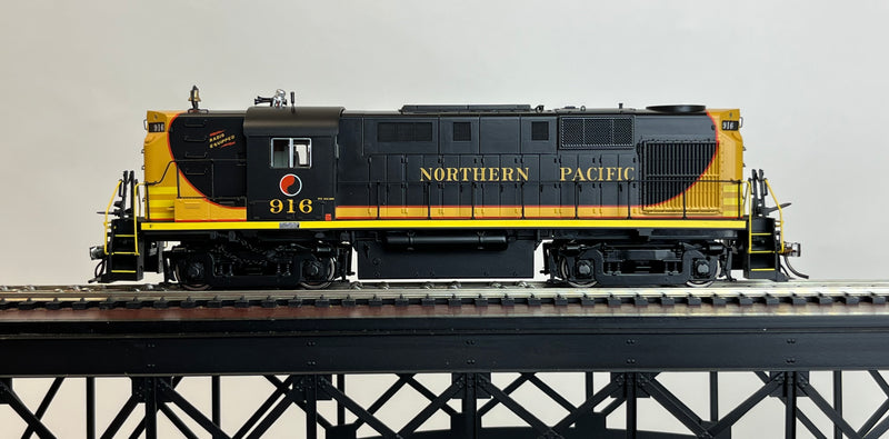 Rapido 31581 HO RS-11: Northern Pacific - Delivery: