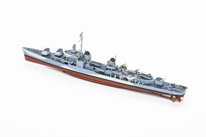 Takom Models - 7057 - 1:700 -Gearing-Class Destroyer USS Southerland DD-743 Gearing Class Destroyer 1945 (Full Hull+Bonus)