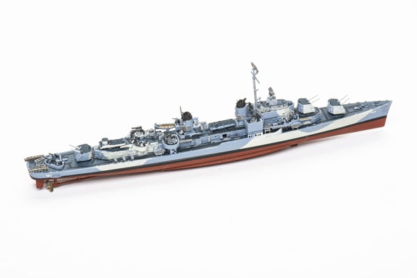 Takom Models - 7057 - 1:700 -Gearing-Class Destroyer USS Southerland DD-743 Gearing Class Destroyer 1945 (Full Hull+Bonus)