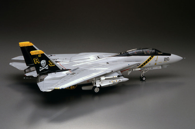 Hasegawa Models 533 F-14A Tomcat (High Visibility) 1:72 SCALE MODEL KIT