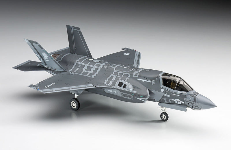 Hasegawa Models 1576 F-35 Lightning II (B type) “US Marine”1:72 SCALE MODEL KIT