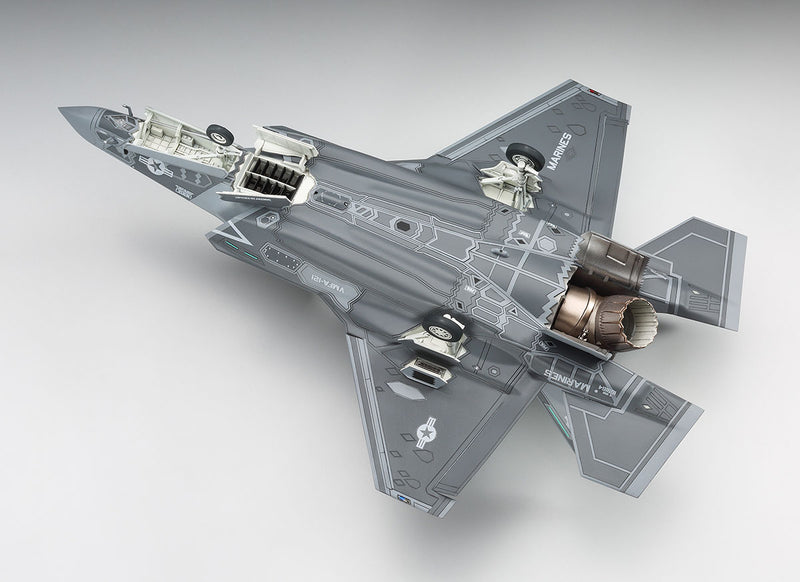 Hasegawa Models 1576 F-35 Lightning II (B type) “US Marine”1:72 SCALE MODEL KIT