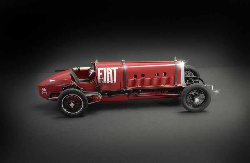 Italeri 4701 - SCALE 1 : 12 FIAT MEFISTOFELE 21706 c.c.