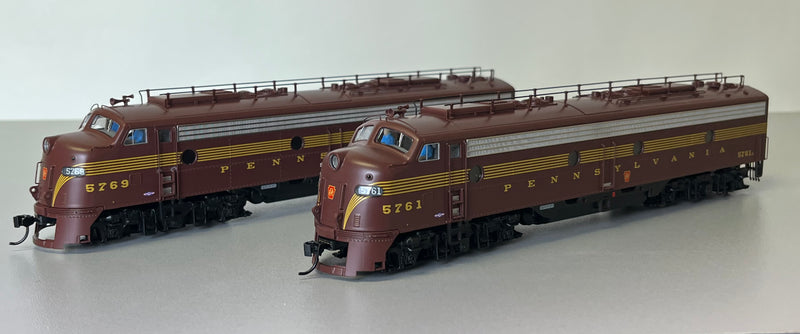 Walthers 920-49901 EMD E8 A-A - Standard DC (No Sound) -- Pennsylvania Railroad Class EP-22